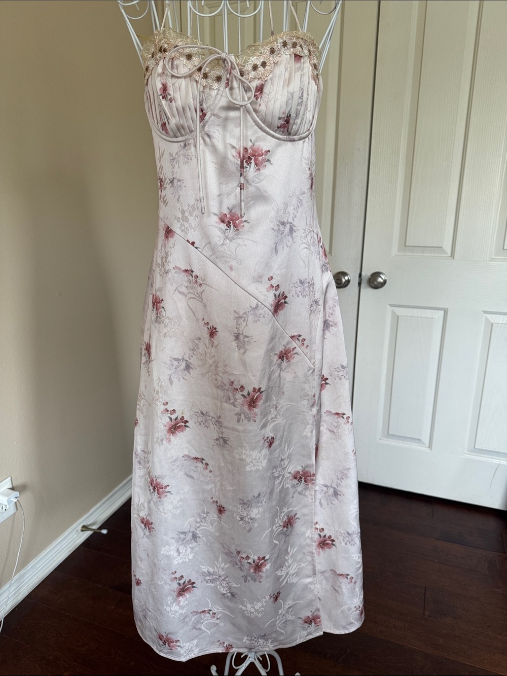 Kestan Floral Lace-Trim Slip Dress in Blush Pink